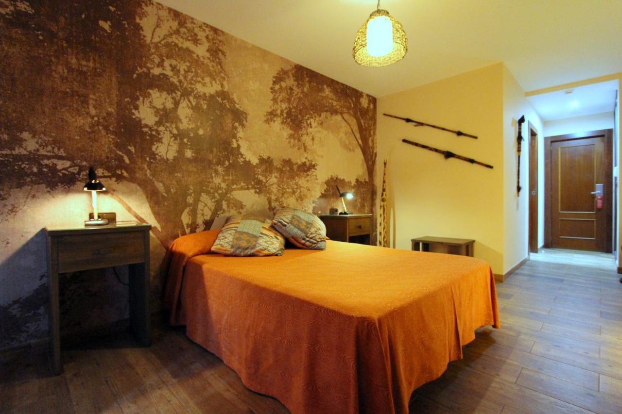 Hostal Mont Royal Alicante Buitenkant foto