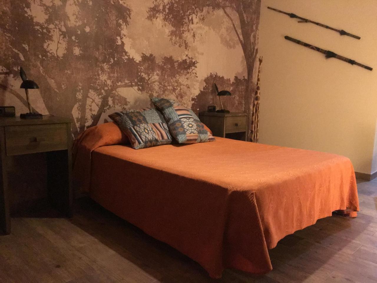 Hostal Mont Royal Alicante Buitenkant foto